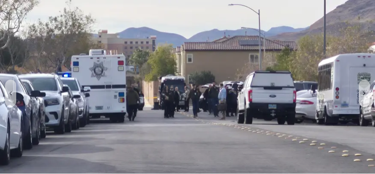 Las Vegas police shoot, kill man holding woman at gunpoint